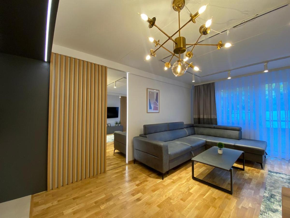 New Concept Included Garage Apartment Sarajevo Exterior photo