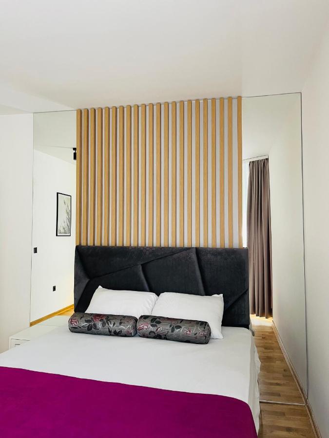 New Concept Included Garage Apartment Sarajevo Exterior photo